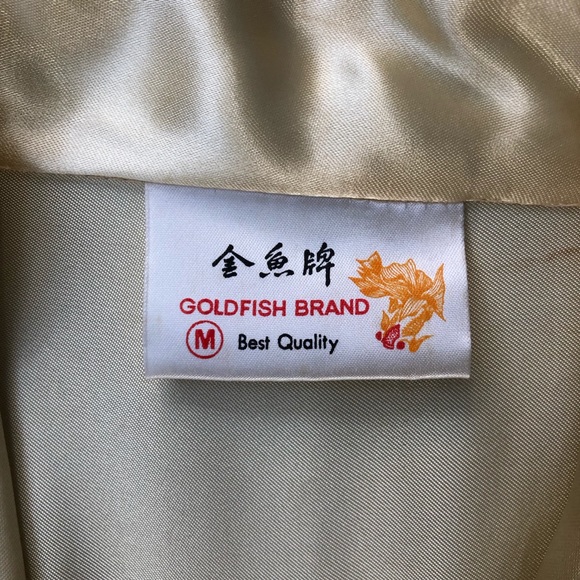 Vintage Buttercup Satin Embroidered Robe - Picture 5 of 6